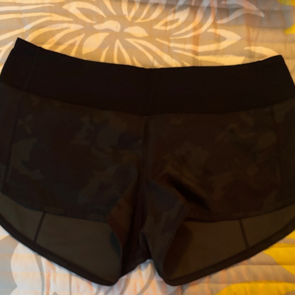 Lululemon Speed Up shorts